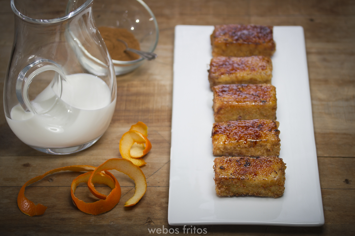 Torrija de bizcocho caramelizada