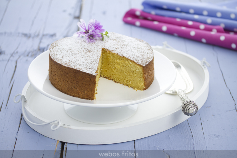 Bizcocho esponjoso con harina de garbanzos