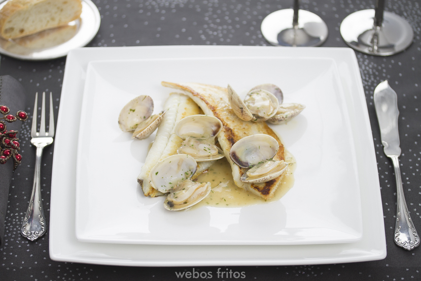 Coruxo a la plancha con almejas