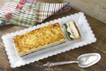 Croque cake de espinacas, puerro y gambas