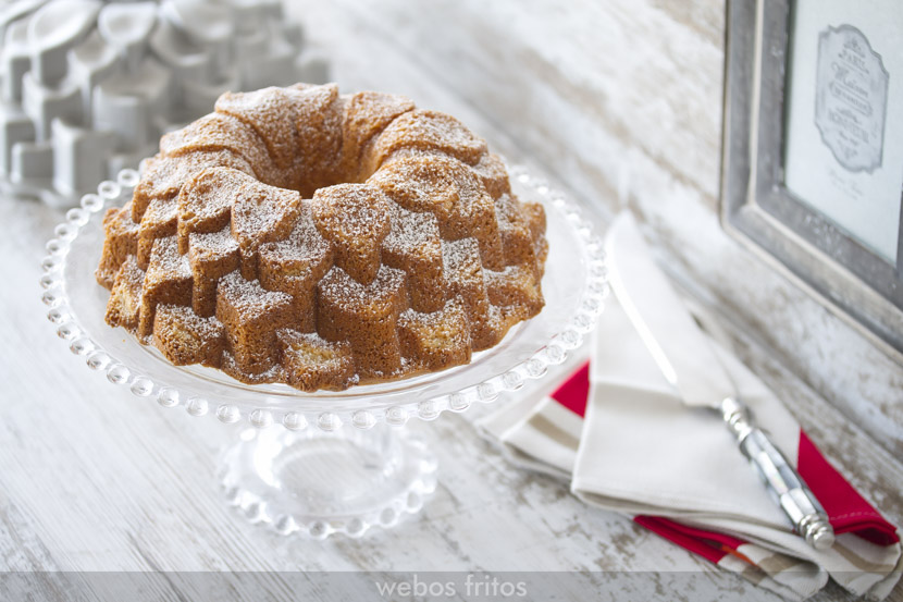 Bizcocho de leche evaporada caliente