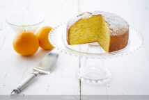 Bizcocho fácil de yogur y naranja