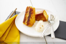Torrija de brioche con helado de vainilla
