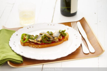 Tostada de sardinas a la plancha