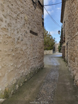Vista desde la calle de la Plaza