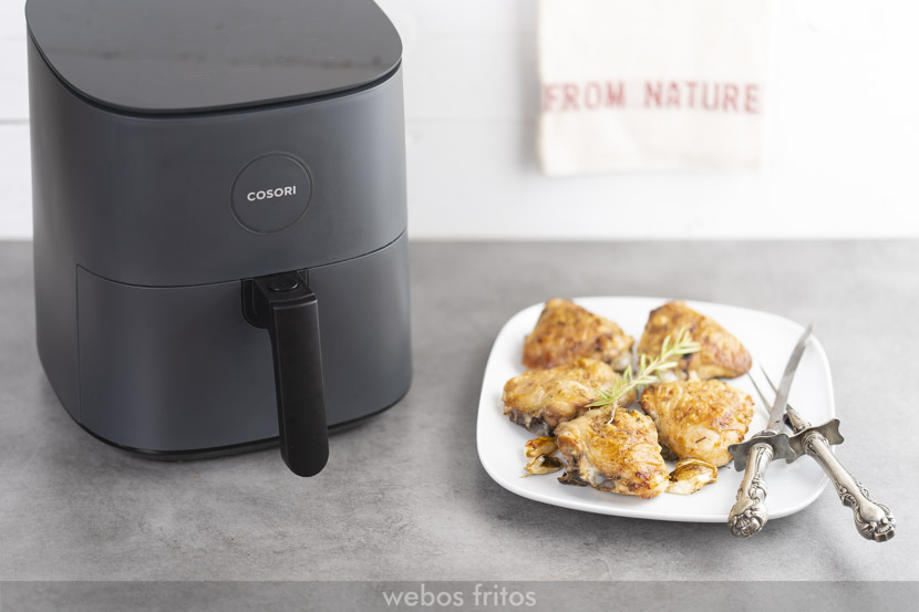 Contramuslos de pollo al limón en freidora de aire