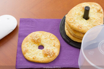 Aperitivos de queso con forma de CD