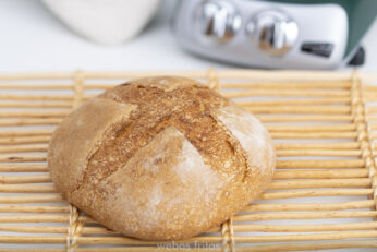 Pan de masa básica con amasadora Ankarsrum